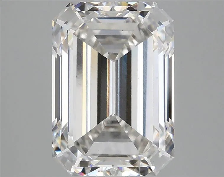4.23ct Emerald Lab Grown Diamond (Colour G, Clarity VS2, IGI Certified)